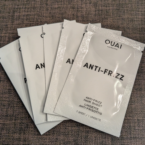 FREE WITH PURCHASE - 5 OUAI Anti-Frizz Hair Sheets (only 5 sheets included) - Picture 2 of 6